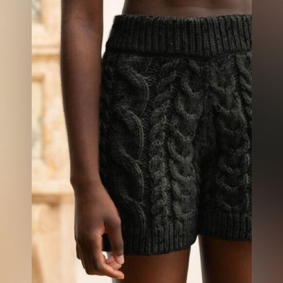 Mr. Mittens Shorts - Picture 4 of 4